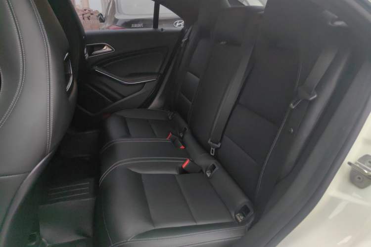 Used Mercedes-Benz CLA 2018 CLA 200 Style Edition Interior 4