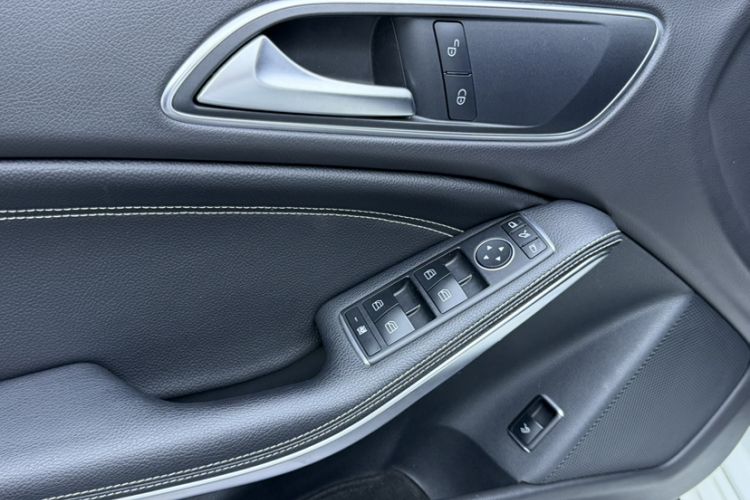 Used Mercedes-Benz CLA 2018 CLA 200 Sport Edition Interior 4