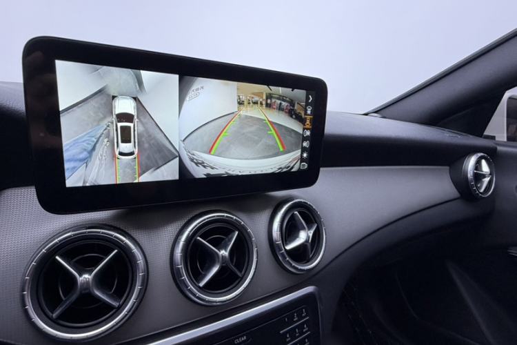 Used Mercedes-Benz CLA 2018 CLA 200 Sport Edition Interior 8