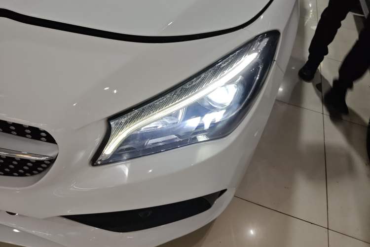 Used Mercedes-Benz CLA 2018 CLA 200 Style Edition Left Front Headlight