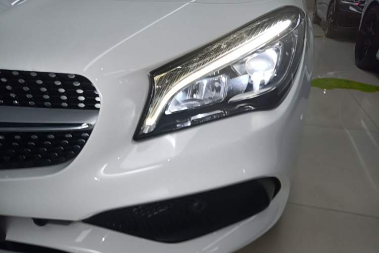 Used Mercedes-Benz CLA 2018 CLA 200 Style Edition Left Front Headlight