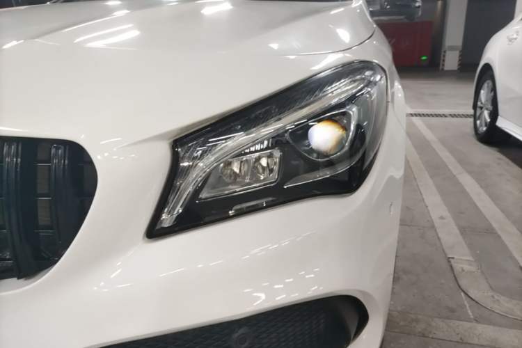Used Mercedes-Benz CLA 2018 CLA 220 4MATIC Left Front Headlight