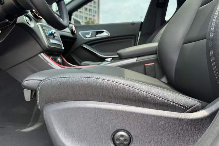 Used Mercedes-Benz CLA 2018 CLA 200 Style Edition Left Front Seat