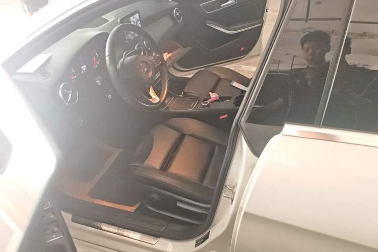 Used Mercedes-Benz CLA 2018 CLA 200 Sport Edition Left Front Seat