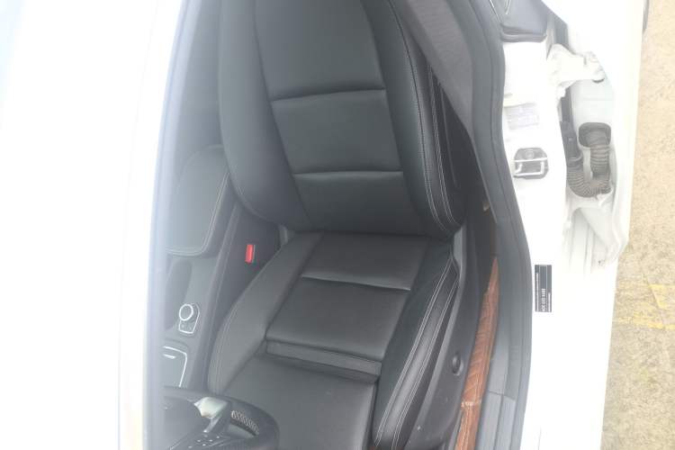 Used Mercedes-Benz CLA 2018 CLA 200 Style Edition Left Front Seat