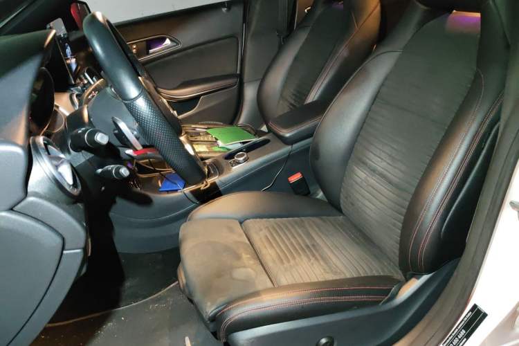 Used Mercedes-Benz CLA 2018 CLA 220 4MATIC Left Front Seat