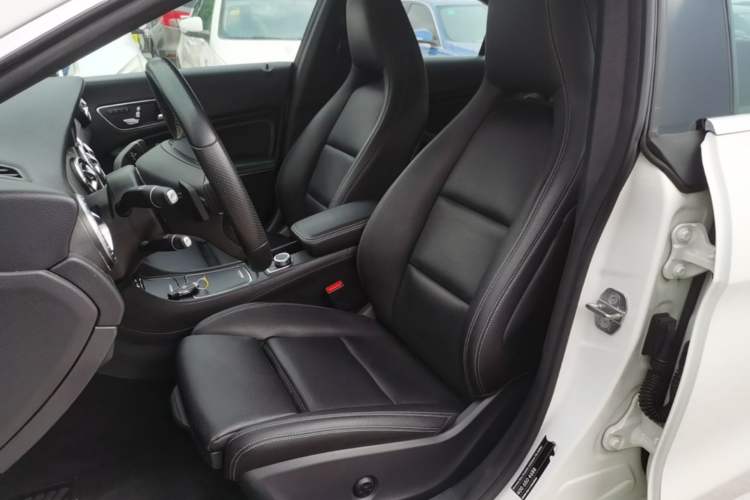 Used Mercedes-Benz CLA 2018 CLA 200 Style Edition Left Front Seat