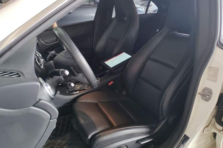 Used Mercedes-Benz CLA 2018 CLA 200 Sport Edition Left Front Seat