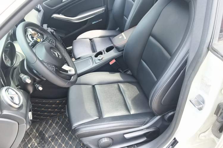 Used Mercedes-Benz CLA 2018 CLA 200 Sport Edition Left Front Seat