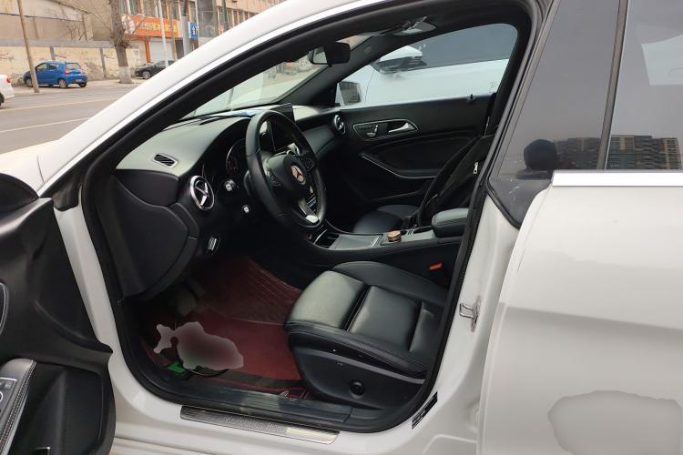 Used Mercedes-Benz CLA 2018 CLA 200 Style Edition Left Front Seat