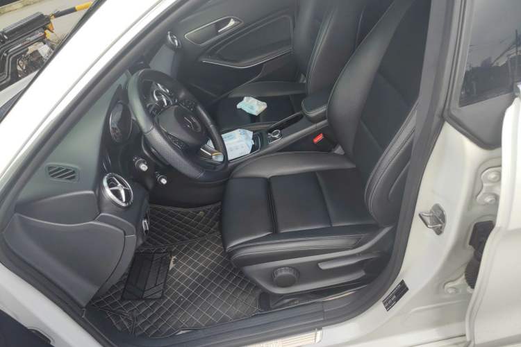 Used Mercedes-Benz CLA 2018 CLA 200 Sport Edition Left Front Seat