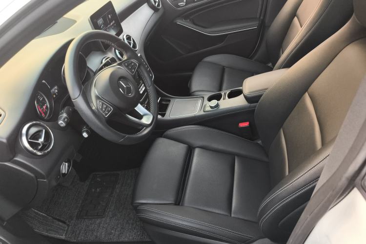 Used Mercedes-Benz CLA 2018 CLA 200 Style Edition Left Front Seat
