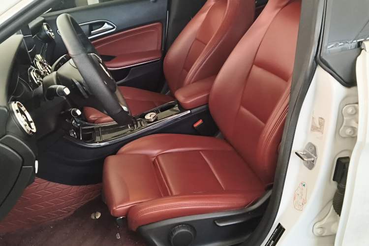 Used Mercedes-Benz CLA 2018 CLA 200 Sport Edition Left Front Seat