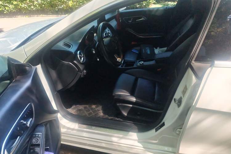 Used Mercedes-Benz CLA 2018 CLA 200 Style Edition Left Front Seat
