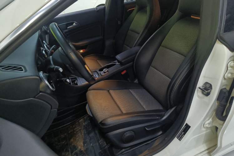 Used Mercedes-Benz CLA 2018 CLA 180 Left Front Seat