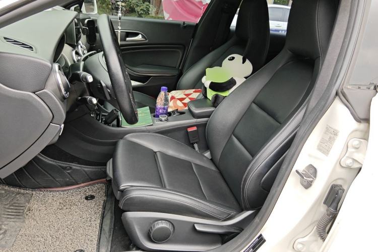 Used Mercedes-Benz CLA 2018 CLA 200 Sport Edition Left Front Seat