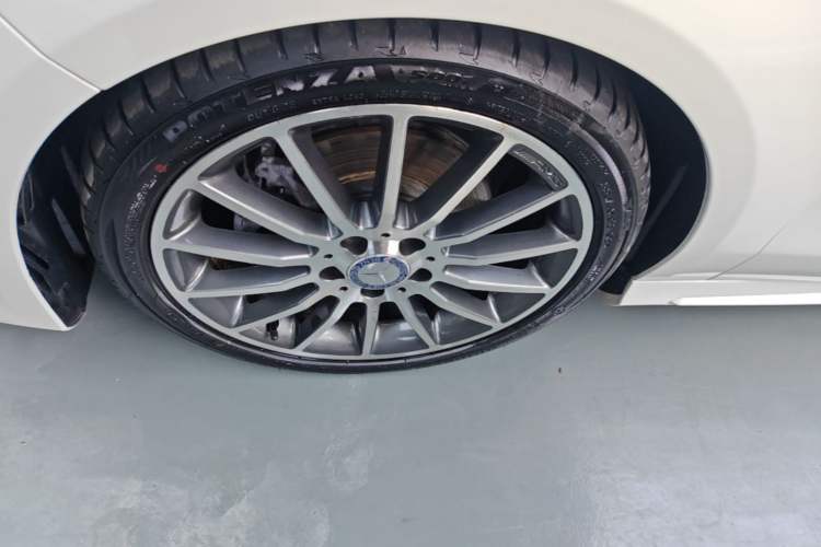 Used Mercedes-Benz CLA 2018 CLA 200 Style Edition Left Front Wheel Hub