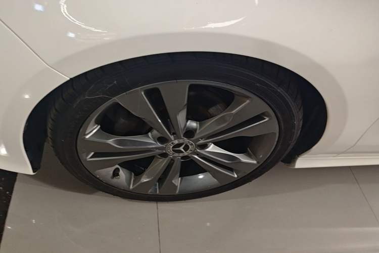 Used Mercedes-Benz CLA 2018 CLA 200 Sport Edition Left Front Wheel Hub