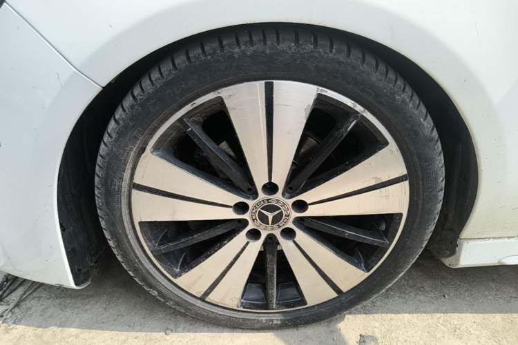 Used Mercedes-Benz CLA 2018 CLA 200 Style Edition Left Front Wheel Hub