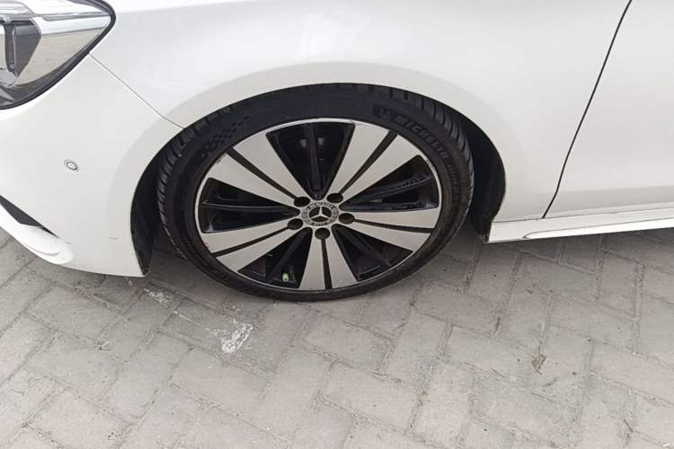 Used Mercedes-Benz CLA 2018 CLA 200 Style Edition Left Front Wheel Hub