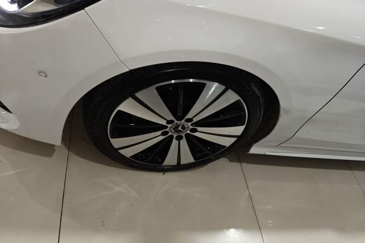 Used Mercedes-Benz CLA 2018 CLA 200 Style Edition Left Front Wheel Hub
