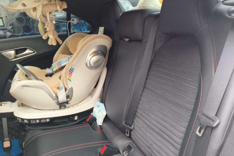 Used Mercedes-Benz CLA 2018 CLA 220 4MATIC Left Rear Seat