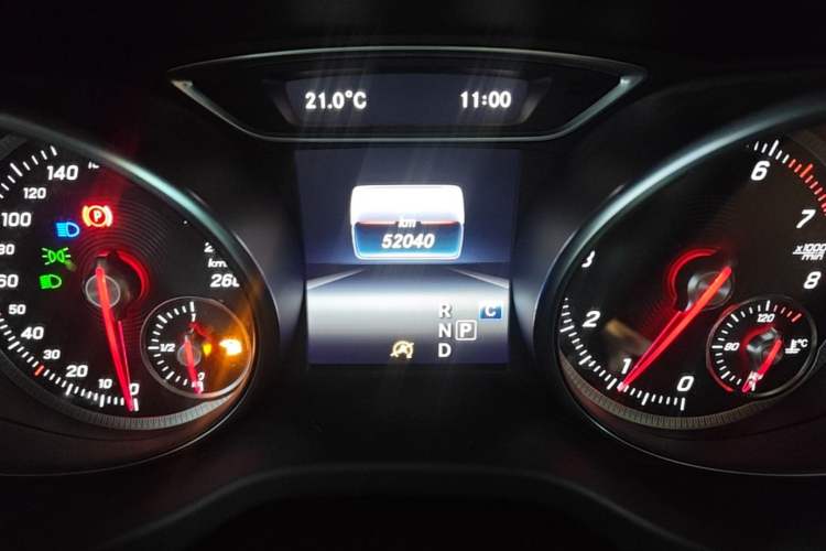 Used Mercedes-Benz CLA 2018 CLA 200 Style Edition Odometer Close Up