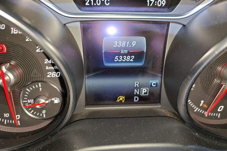 Used Mercedes-Benz CLA 2018 CLA 200 Style Edition Odometer Close Up