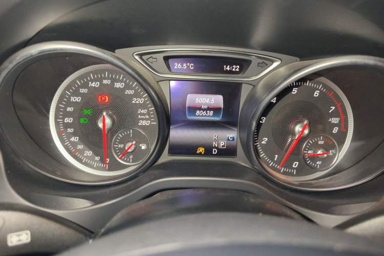 Used Mercedes-Benz CLA 2018 CLA 200 Sport Edition Odometer Close Up