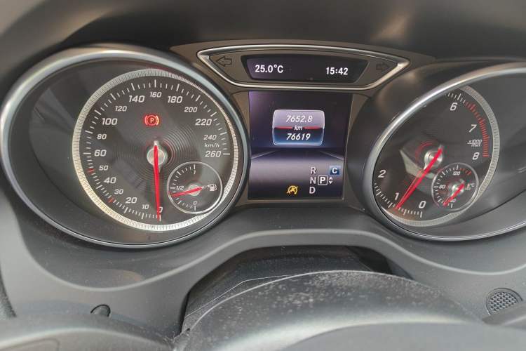 Used Mercedes-Benz CLA 2018 CLA 220 4MATIC Odometer Close Up