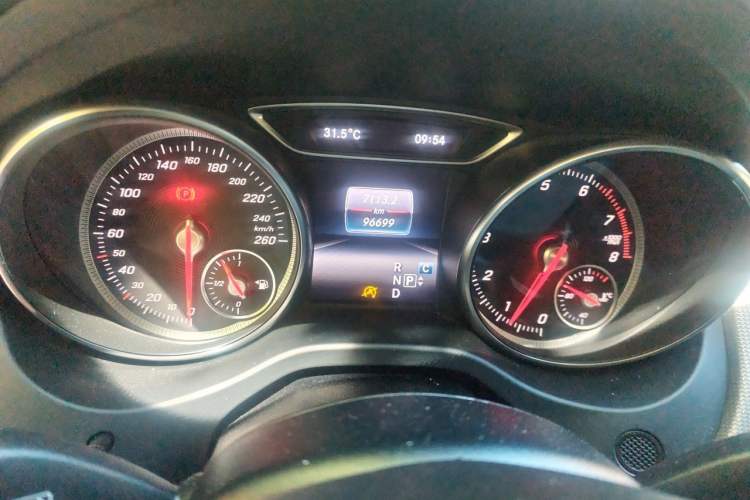 Used Mercedes-Benz CLA 2018 CLA 200 Style Edition Odometer Close Up