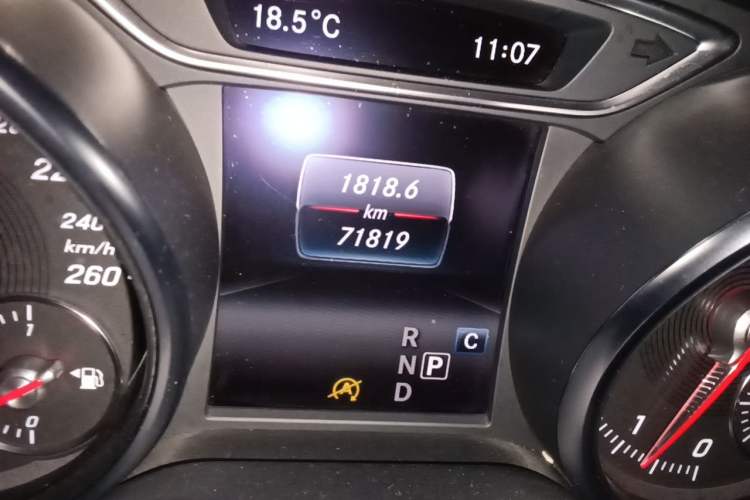 Used Mercedes-Benz CLA 2018 CLA 200 Style Edition Odometer Close Up