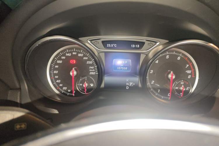Used Mercedes-Benz CLA 2018 CLA 220 4MATIC Odometer Close Up