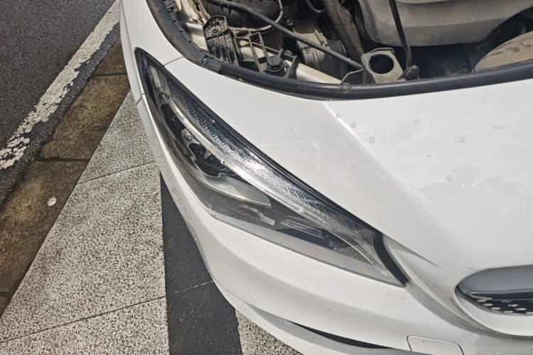 Used Mercedes-Benz CLA 2018 CLA 200 Style Edition Right Front Headlight