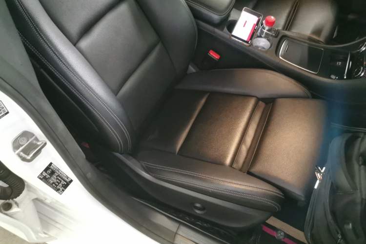 Used Mercedes-Benz CLA 2018 CLA 200 Style Edition Right Front Seat