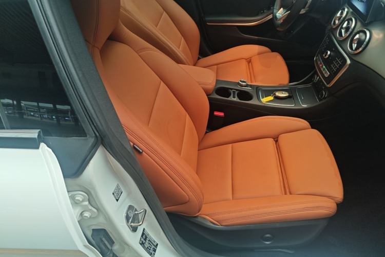 Used Mercedes-Benz CLA 2018 CLA 220 4MATIC Right Front Seat