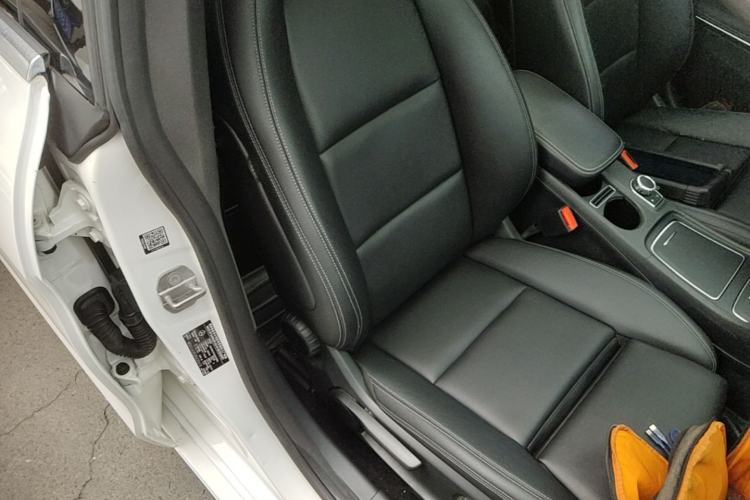 Used Mercedes-Benz CLA 2018 CLA 200 Sport Edition Right Front Seat