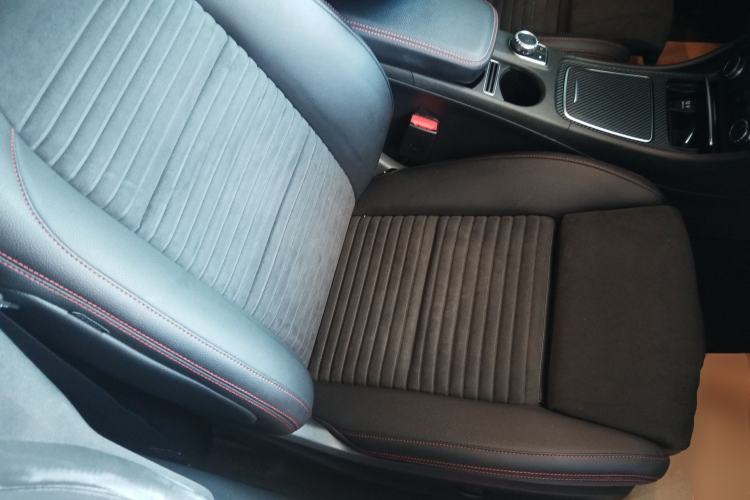 Used Mercedes-Benz CLA 2018 CLA 220 4MATIC Right Front Seat