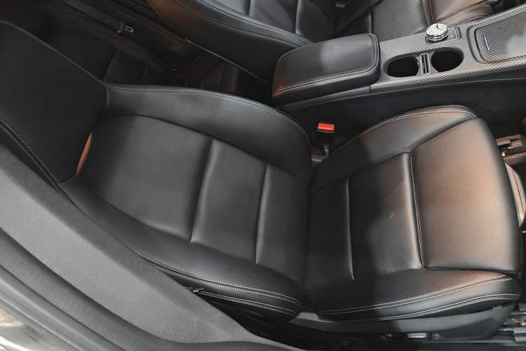 Used Mercedes-Benz CLA 2018 CLA 200 Sport Edition Right Front Seat