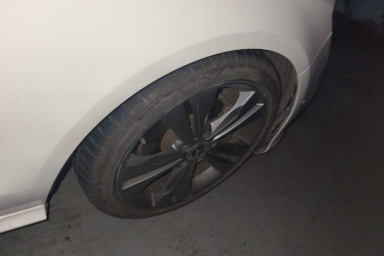 Used Mercedes-Benz CLA 2018 CLA 200 Sport Edition Right Front Wheel Hub