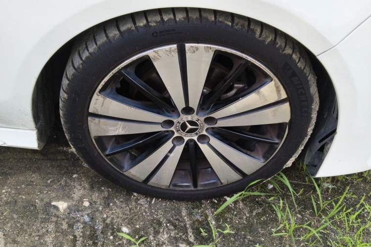 Used Mercedes-Benz CLA 2018 CLA 200 Style Edition Right Front Wheel Hub