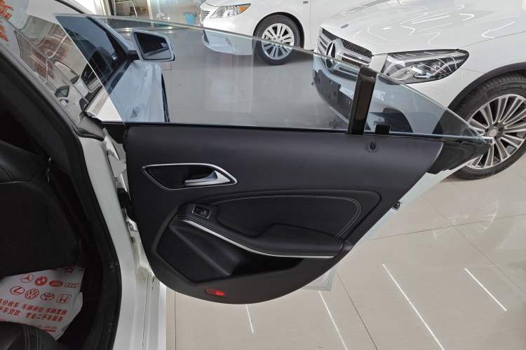 Used Mercedes-Benz CLA 2018 CLA 200 Style Edition Right Rear Door Interior