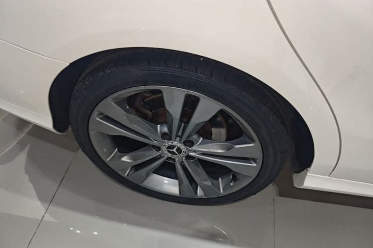 Used Mercedes-Benz CLA 2018 CLA 200 Sport Edition Right Rear Wheel Hub