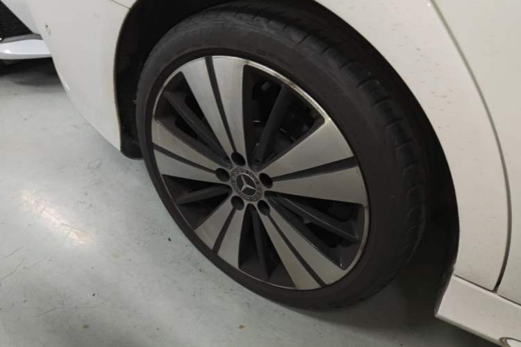 Used Mercedes-Benz CLA 2018 CLA 200 Style Edition Right Rear Wheel Hub