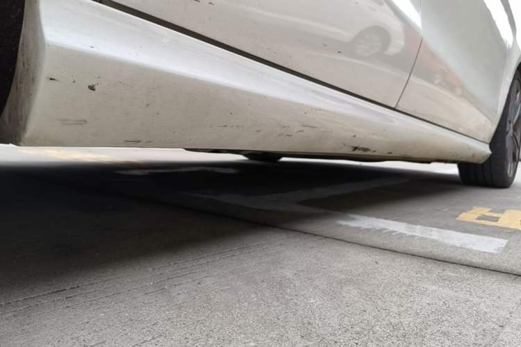 Used Mercedes-Benz CLA 2018 CLA 200 Sport Edition Right Side Sill
