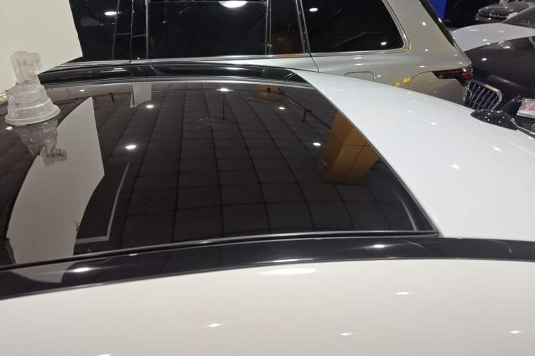 Used Mercedes-Benz CLA 2018 CLA 200 Style Edition Roof