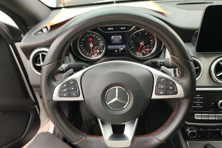 Used Mercedes-Benz CLA 2018 CLA 220 4MATIC Steering Wheel