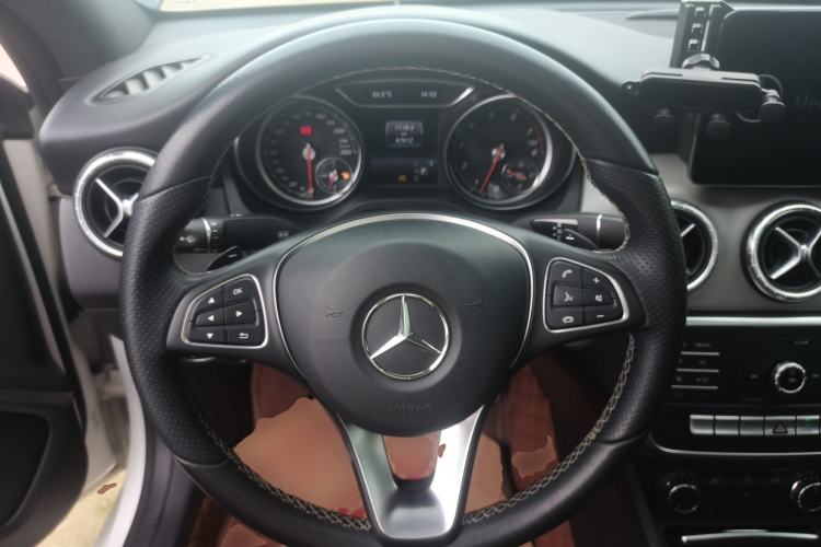 Used Mercedes-Benz CLA 2018 CLA 200 Style Edition Steering Wheel
