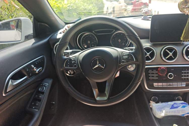 Used Mercedes-Benz CLA 2018 CLA 200 Style Edition Steering Wheel