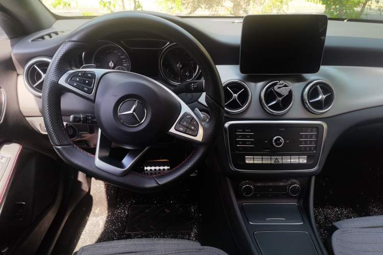 Used Mercedes-Benz CLA 2018 CLA 220 4MATIC Steering Wheel